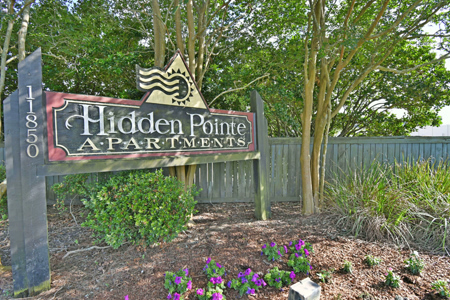 Hidden Pointe-a-Sign-1660-1200w